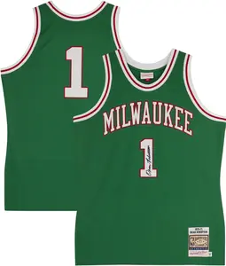 Oscar Robertson Milwaukee Bucks Autographed Mitchell & Ness Green 1970-71 Authentic Jersey - Fanatics Authentic Certified