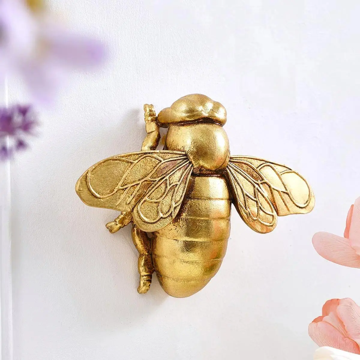 Creative Resin Bee Design Wall Mounted Decor, 1 Count Creative Bee Design Wall Decor, Wall Hanging Decor for Home Living Room Bedroom, Interior Wall Decor, Wall Decoration