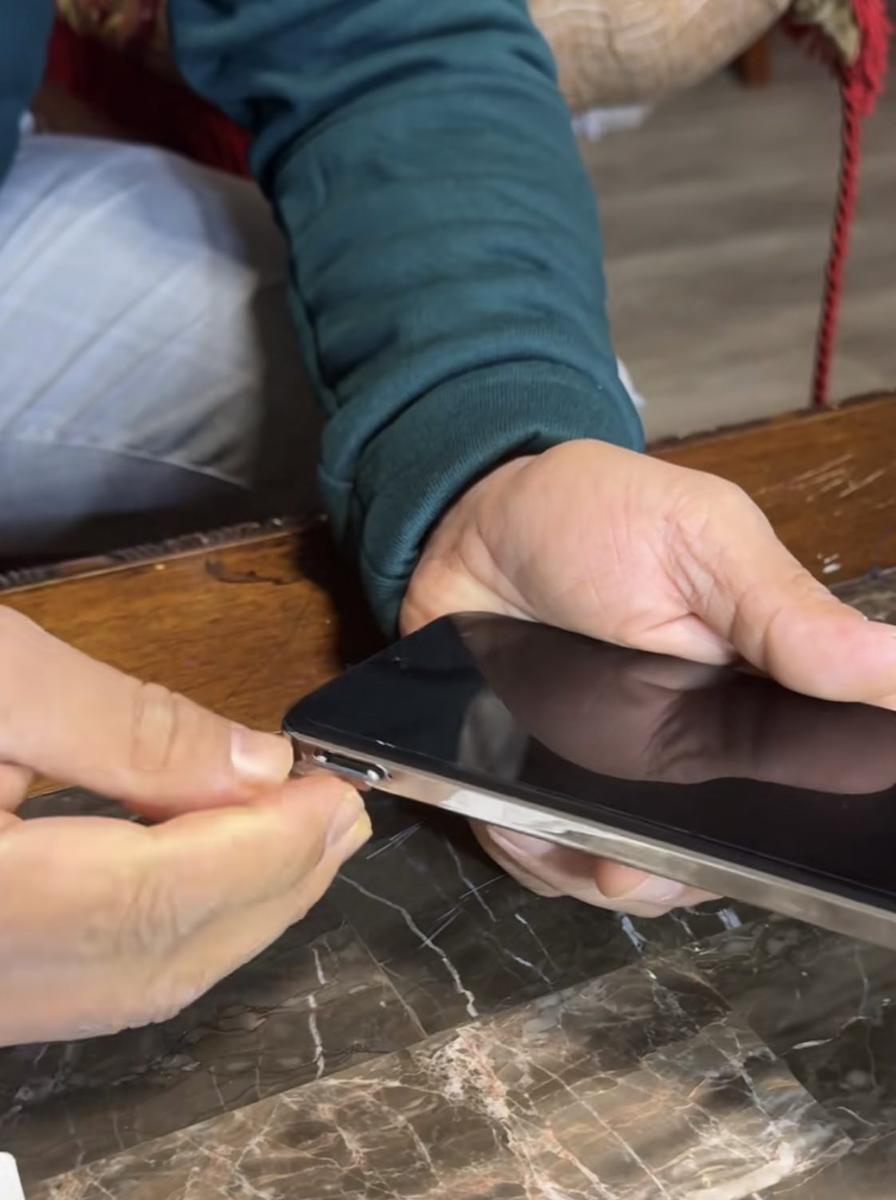 Item: 256GB microSDXC Card