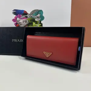 Pre-owned PRADA leather wallet