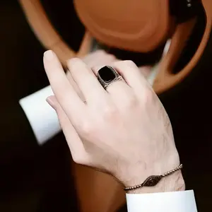 wedding ring, Classic Engraved Ring with Synthetic Obsidian and Black Zirconia - Unisex Silver Jewelry Size 6-13, Ideal for Weddings, Festivals, Birthdays and Gifts for Her, His