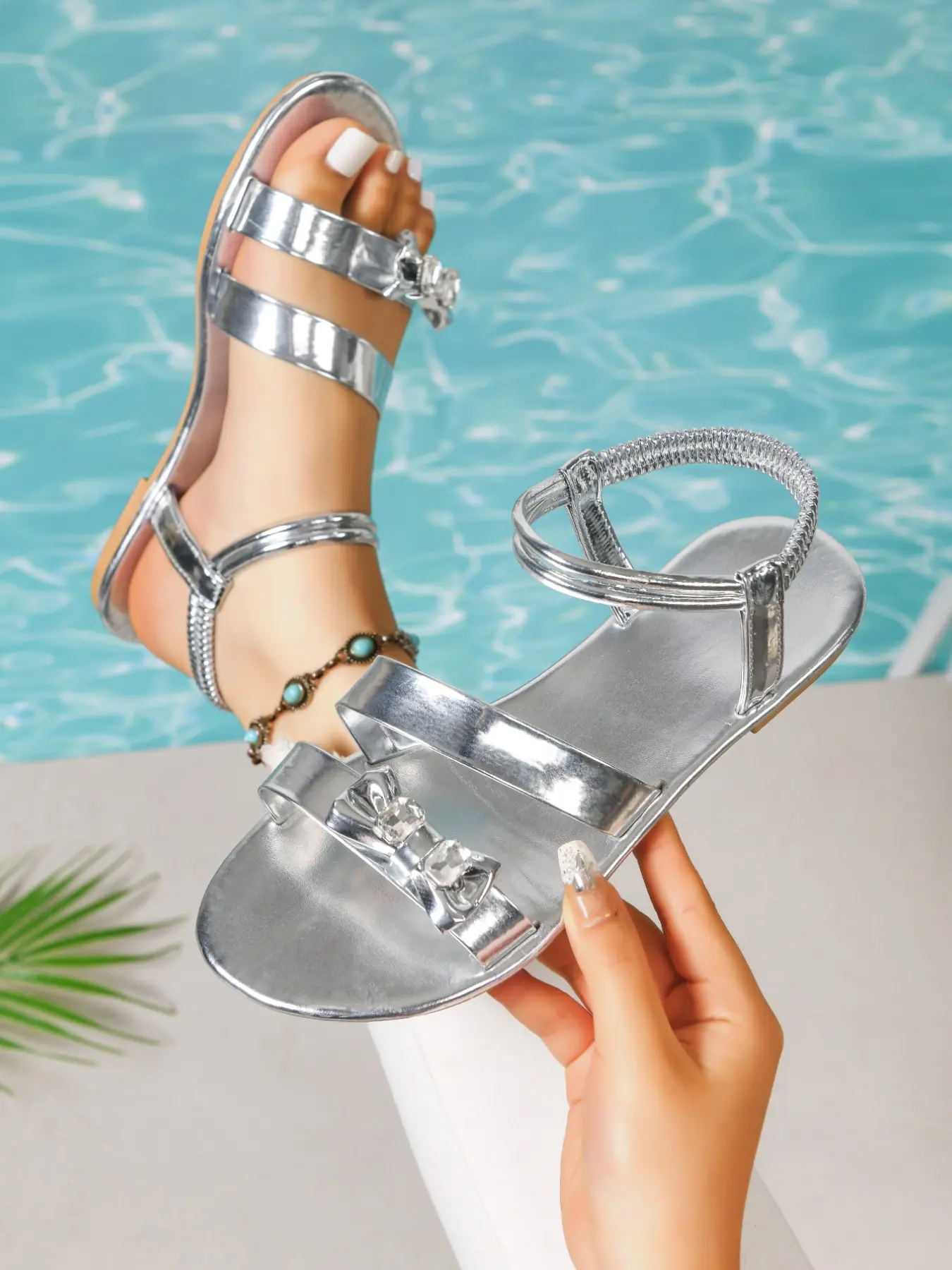 Silver Color Butterfly Knot Rhinestone Sandals for Women, Korean Style Simple Strap Flat Shoes, Soft Sole Anti-Slip Comfortable Daily Slippers
