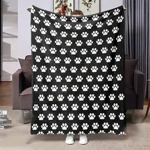 1Pc Dog Paw Print Fleece Blanket, Soft Plush Flannel Throw For Pet Lovers, Cozy Bedding, Home Decor - Black And White