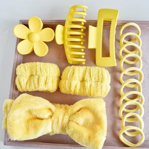 Bows hair bands, wristbands, seamless hair clips with matte finish, 16-piece set for bath and grooming.