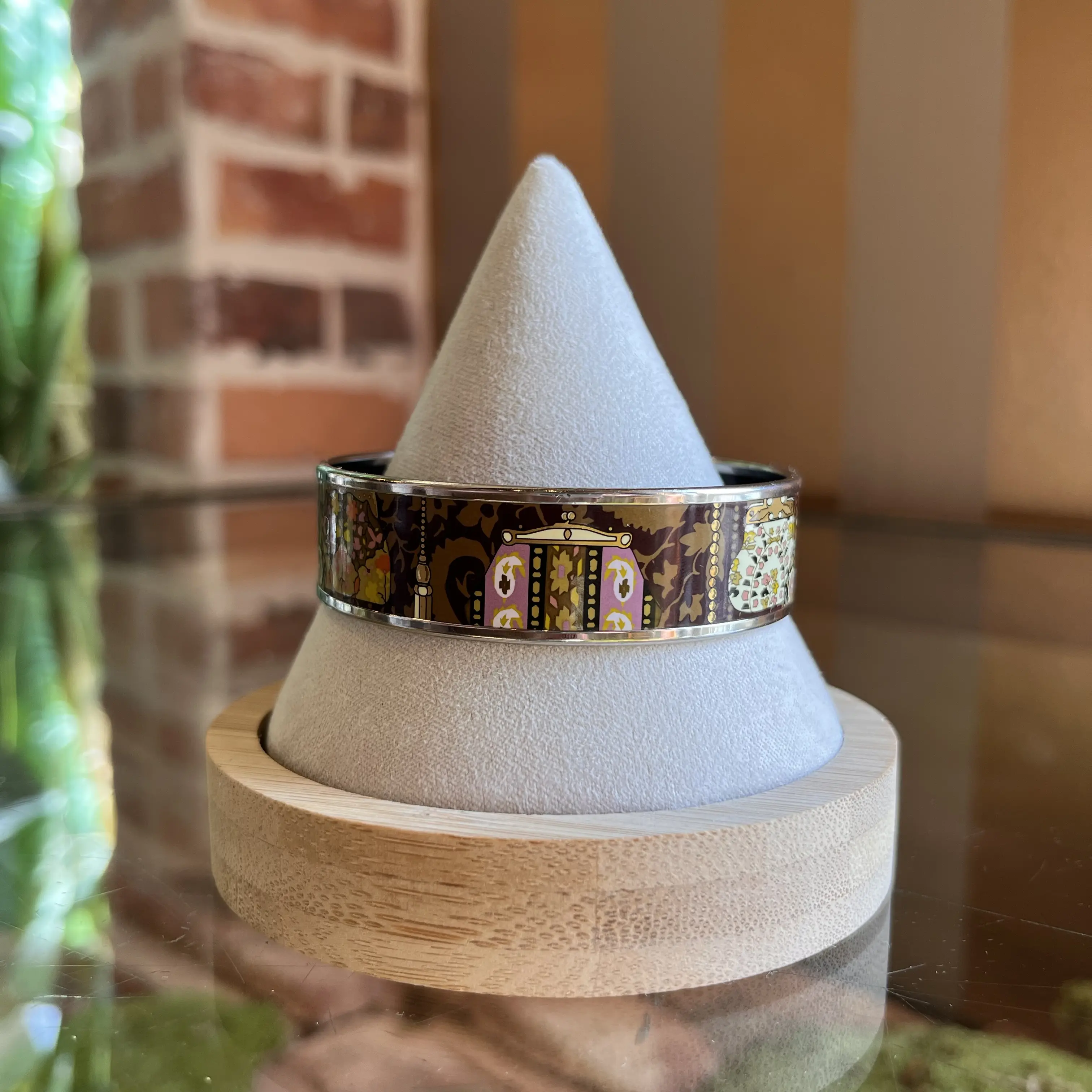 Pre-owned HERMES Wide Cachemire de Tamara Print Enamel Bangle