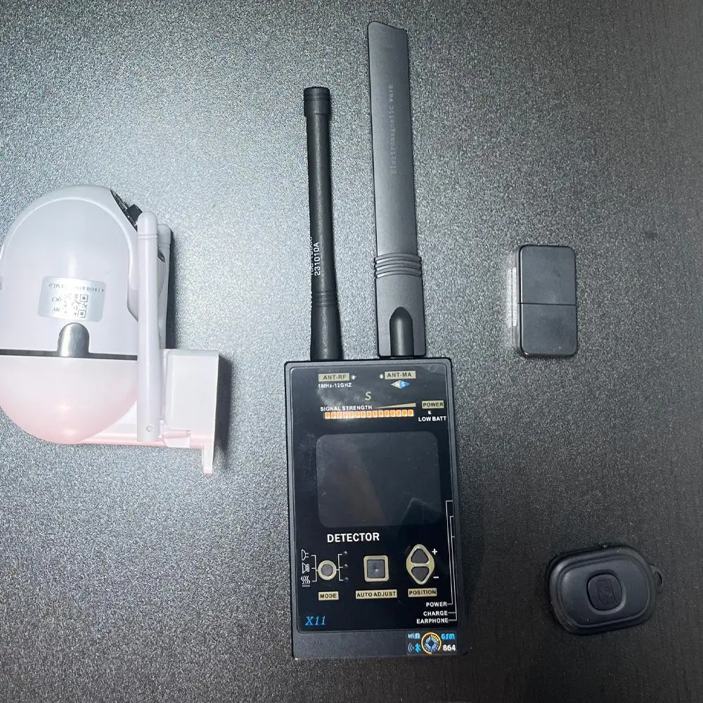 X11 Counter-Surveillance Detector, 1MHz-12GHz Wide Frequency, Hidden Camera GPS Tracker Phone Tap Detection Tool with LED Indicators