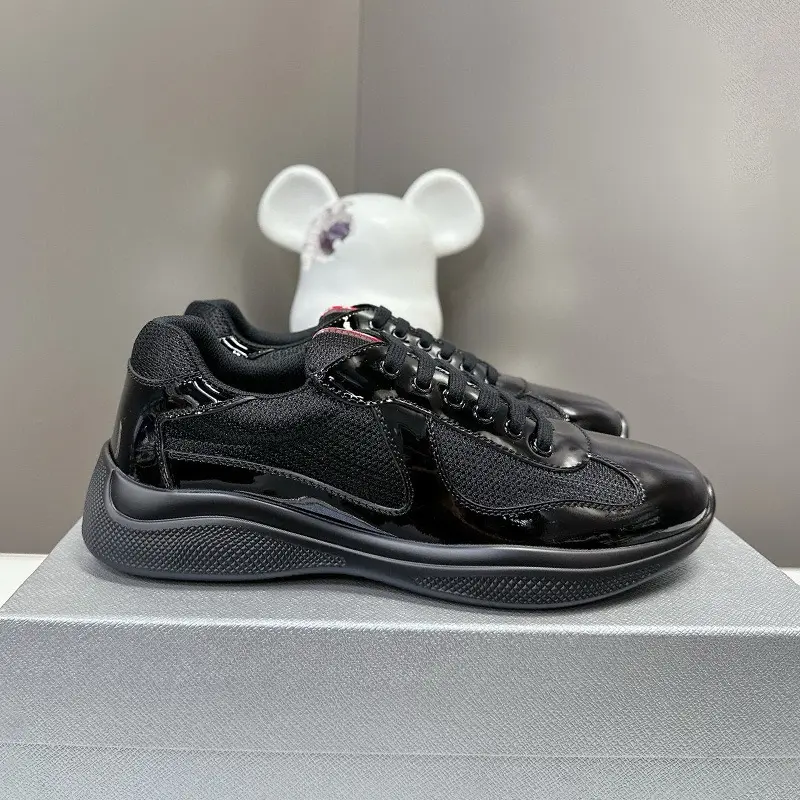 2026 new model Americas Cup round-toe versatile running shoes genuine leather flat shoes high-quality patent leather shoes
