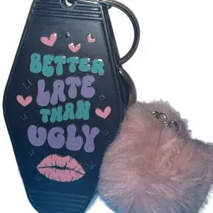 Motel style keychains/ Chose on live️️