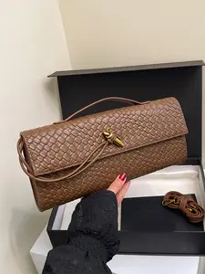 Simple and casual lightweight texture versatile shoulder bag, fashionable daily crossbody bag, niche design handbag, Fashionable bags, suitable for shopping, commuting, daily outings, Commuter Bag, Handbag Shoulder Purse