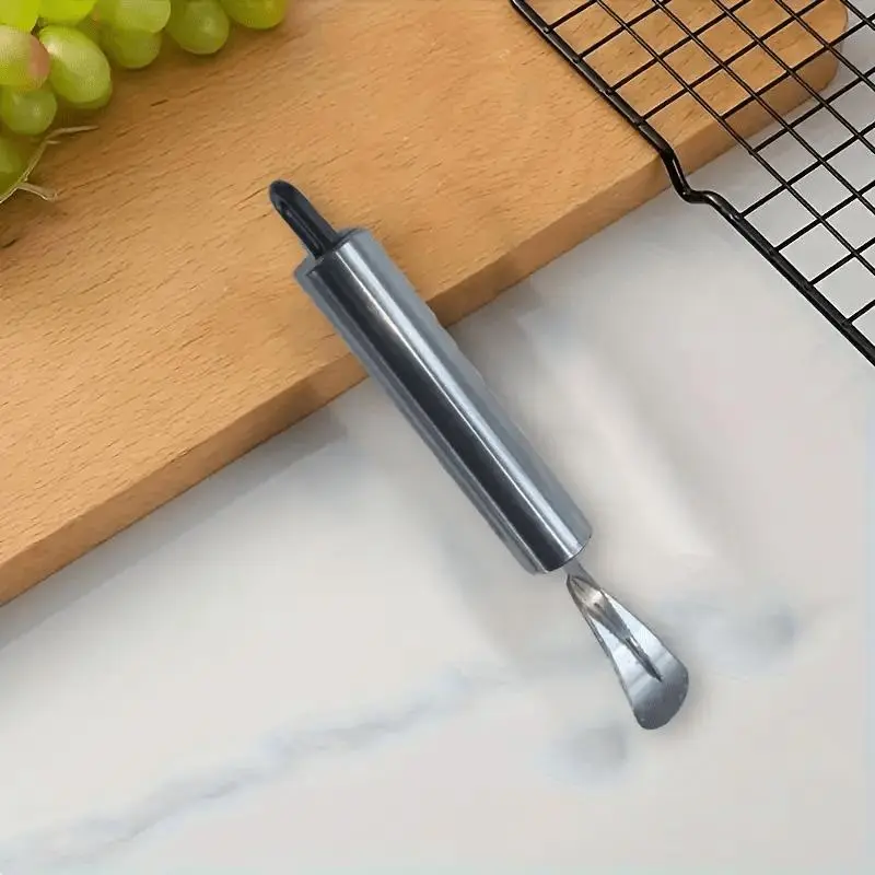 1pc of Ergonomic Stainless Steel Peeler for Oranges And Lemons - a Creative Kitchen Tool Featuring a Curved Handle for Effortless Citrus Peeling, Ideal for Restaurants And a Must-Have for Outdoor Camping And Grilling.