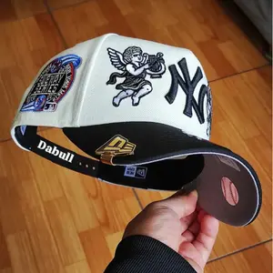 NY Embroidered Snapback Hat Black White – Flat Brim Adjustable Baseball Cap with Angel Patch Streetwear Fashion for Men & Women