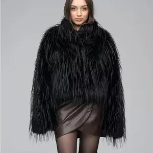 Women's Elegant Fitted Shaggy Long-Sleeve Coat - Luxurious Polyester Plush Fabric Winter Jacket, Soft Warm Outerwear for Cold Fall-Winter, Chic Cozy Womenswear (Black, White, S-XL)