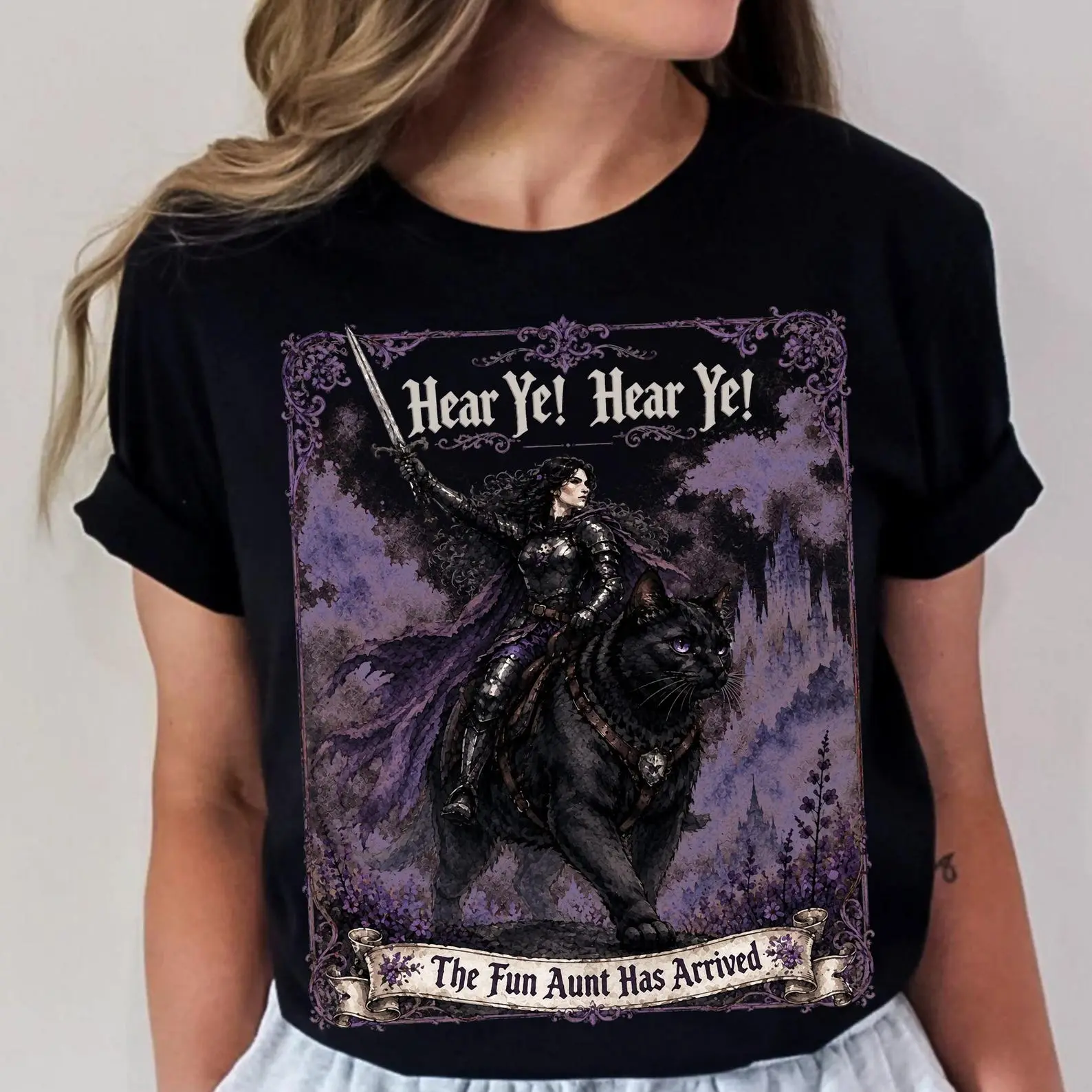 Fun Aunt Knight Riding Black Cat Comfort Colors T-Shirt - Hear Ye The Fun Aunt Has Arrived Tee, Funny Auntie Meme Gift