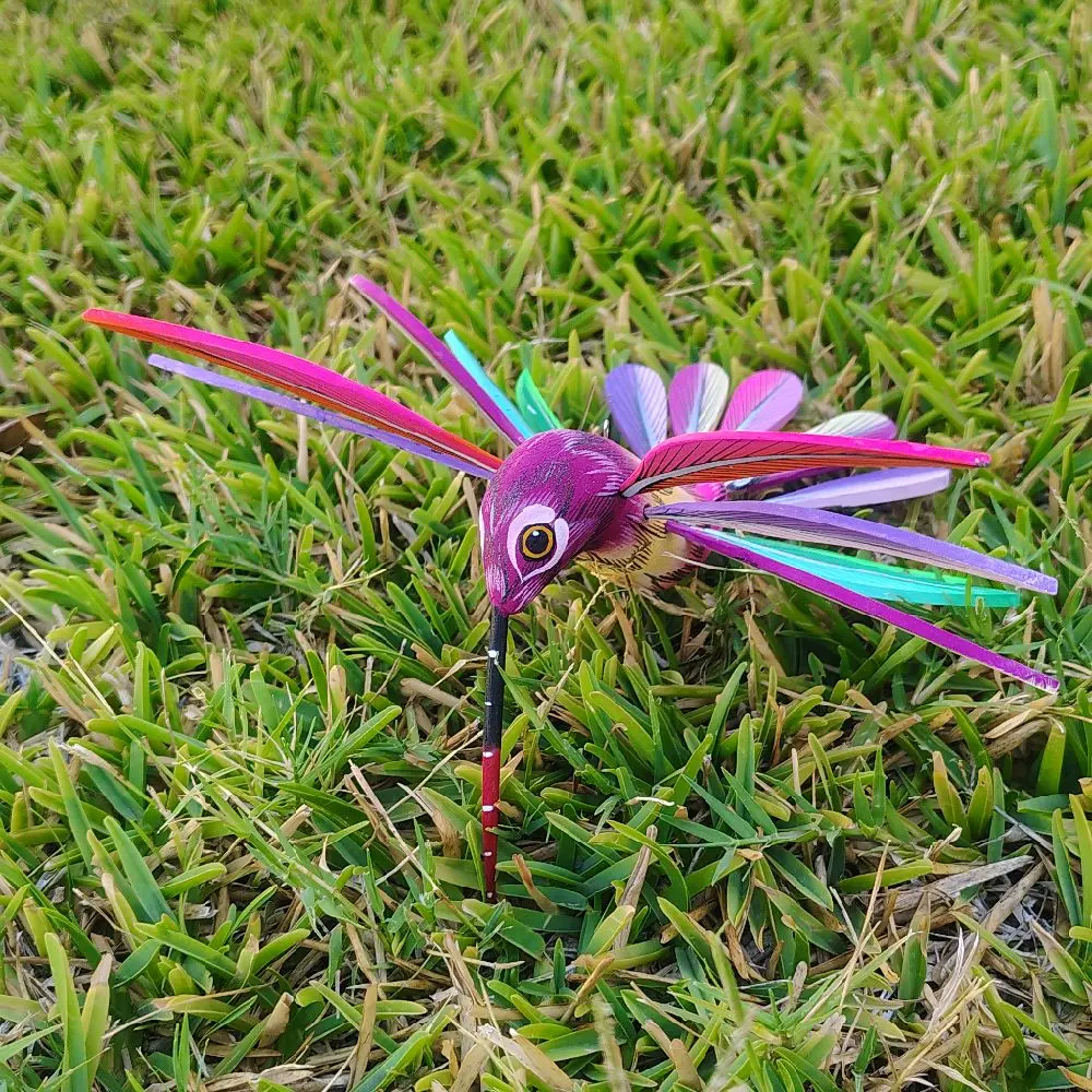 Oaxaca Mexico Wood Alebrije Colibrí Art Sculpture, Cultural Collectible Decor