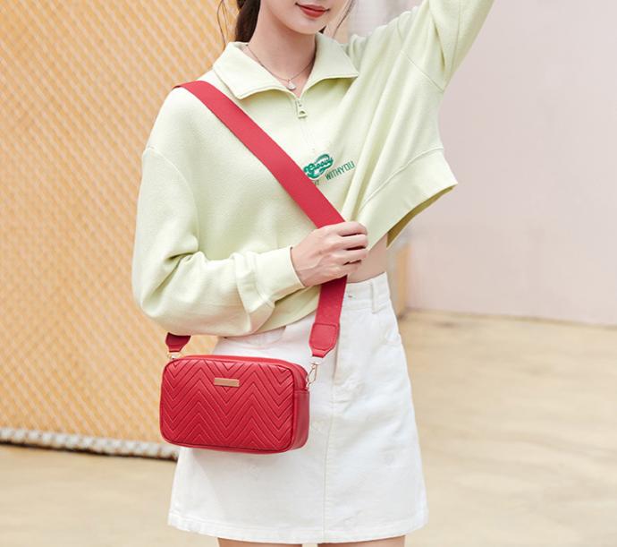 Stylish Women's Crossbody Bag, Diamond Quilted Design - Compact & Lightweight for Everyday Use, Small Crossbody Bag, Suitable for Shopping And Dating, Going Out for Parties