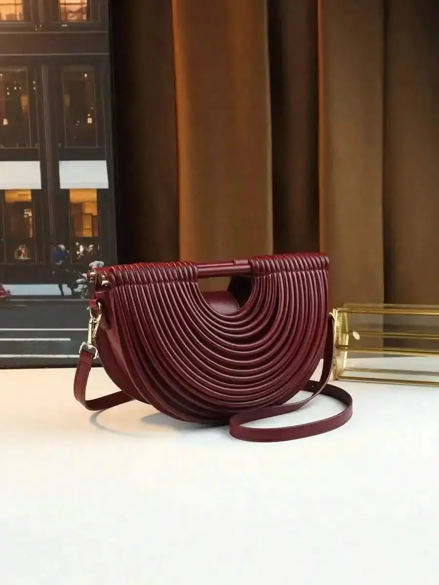 Noodle-Shaped Handbag Women, Dumpling Style Crossbody Shoulder Bag, Women Ladies Fashion Clothing Apparel, Trendy Women Bags, Fashion Sunglasses Hat, Casual Leather Belt, Chic Jewelry Set