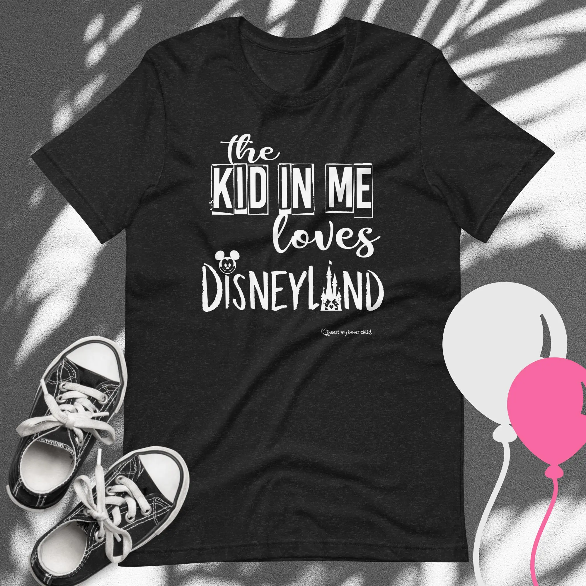the KID in Me loves DISNEYLAND! Unisex Tshirt