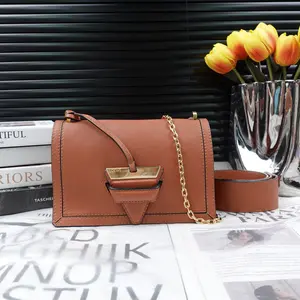 Pre-owned Loewe Clafskin Shoulder Bags Brown Barcelona T10287068 Crossbody Bag with Gold Chain Strap