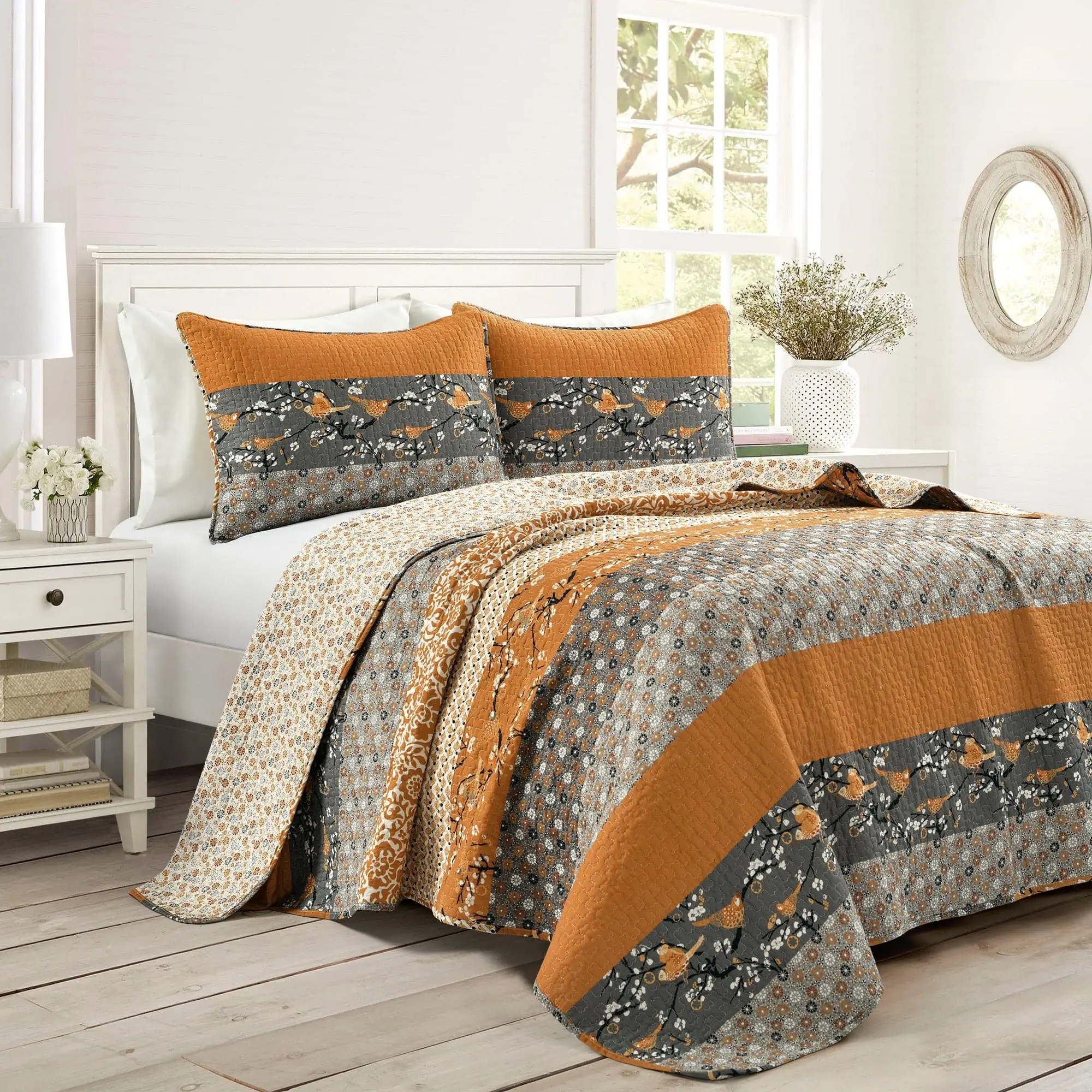 Lush Decor Royal Empire 3 Piece Quilt Set, Decorative Quilted Cover, and Coordinating Throws, Decorative Bedding Set, Bedding Sets