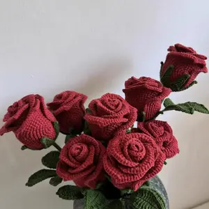 Hand Knitted Rose-1 piece - Woolen Knitted Roses, Home Ornament with Green Leaves, Ideal for Gifts and Decor Crochet Bouquet Flowers Bouquet