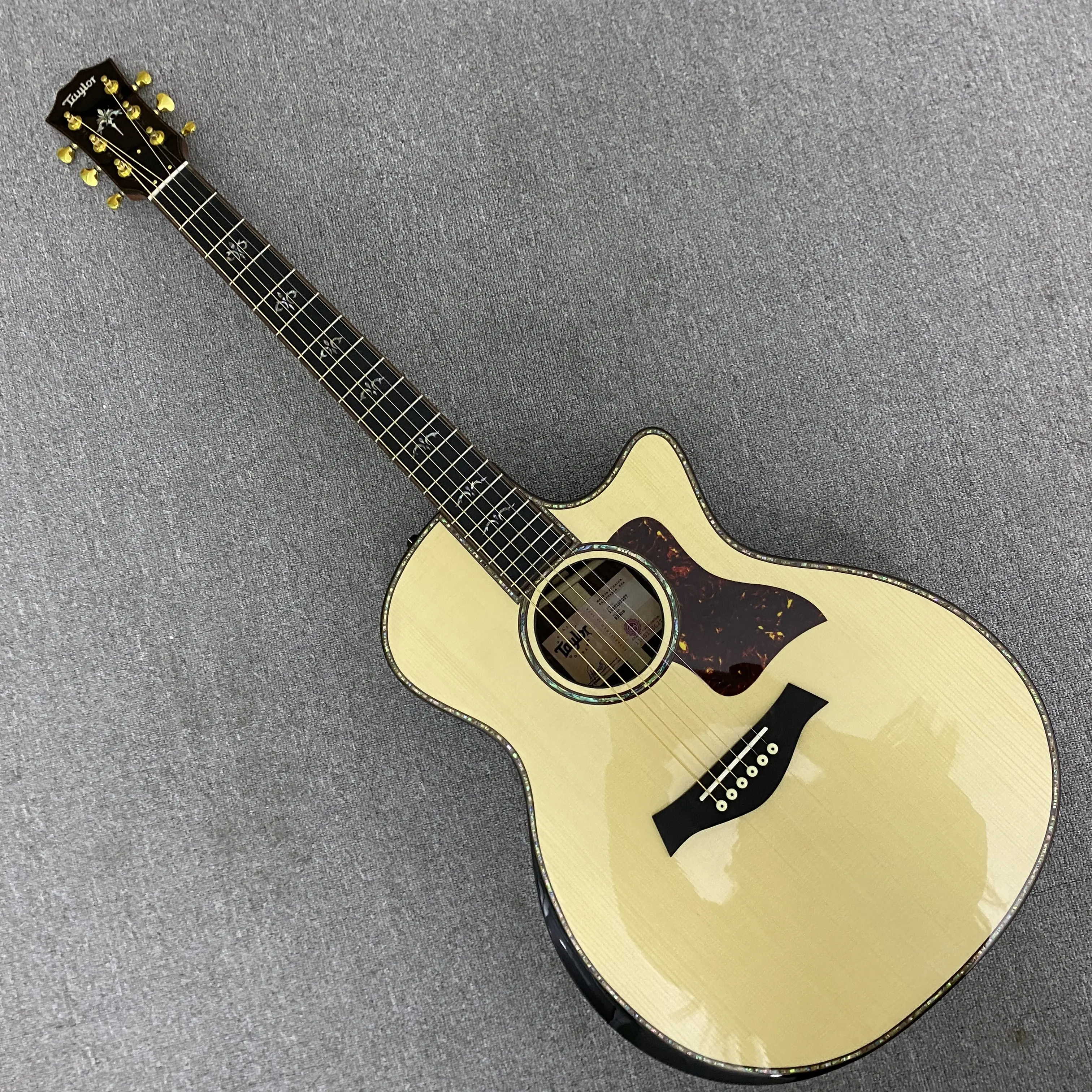 Custom 41-inch 914ce Acoustic-Electric Guitar, Natural Finish, Solid Spruce Top, Mahogany Neck, Glossy Sleek Polished Appearance