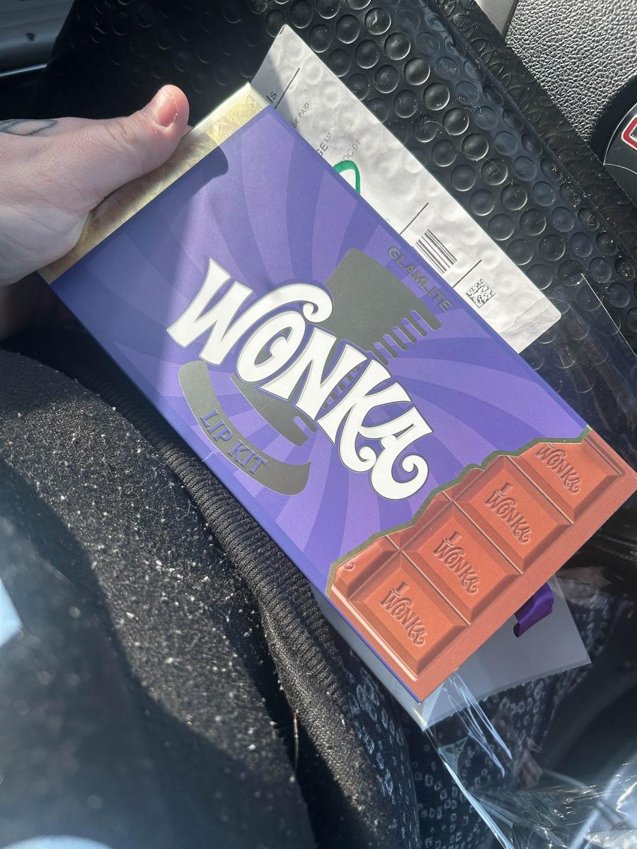 Item: Wonka Lip Kit