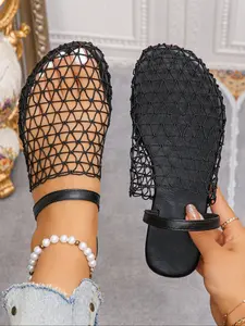 Women's Breathable Mesh Sandals, Comfortable Hollow Out Design, Slip-On Two-Way Wear, Perfect for Beach Vacation School Streetwear, Casual Flat Sandals