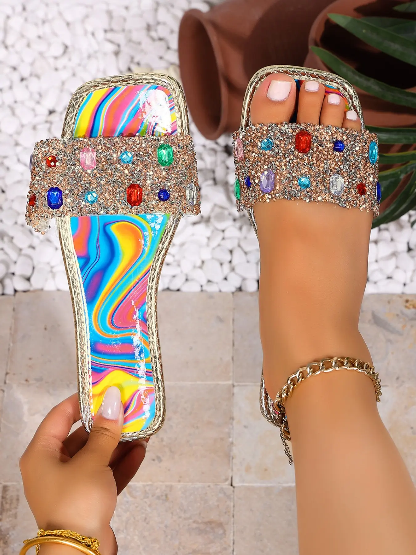 Boho Style Rhinestone Summer Flat Sandals, Glitter Design Slides, Rainbow Stripe PU Upper, Rubber Sole, Less Than Ankle Height, Women's Casual Footwear for Daily Use