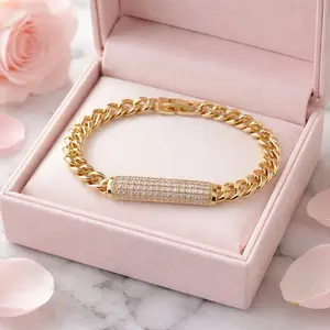 Golden Bracelet with Elegant Rhinestone Accents and Secure Clasp for Everyday Wear