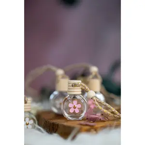 Beautiful Car Diffuser,Air Freshener,Cute Flower Design Car accessories for women ,Hanging Diffuser , Luxury/ Spring Car Diffuser