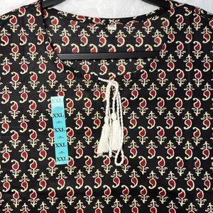 Kurti in Cotton Fabric with Red and Gold Patterns, XXL Size, Tassel Detail, Comfortable and Stylish