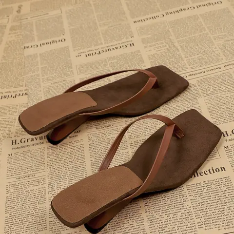 Summer Square Toe Slip-On Fashionable Wedge Sandals for Women, Versatile Casual Footwear, Comfortable Flip Flops, Perfect for Daily Wear, Fashionable Wedge Shoes
