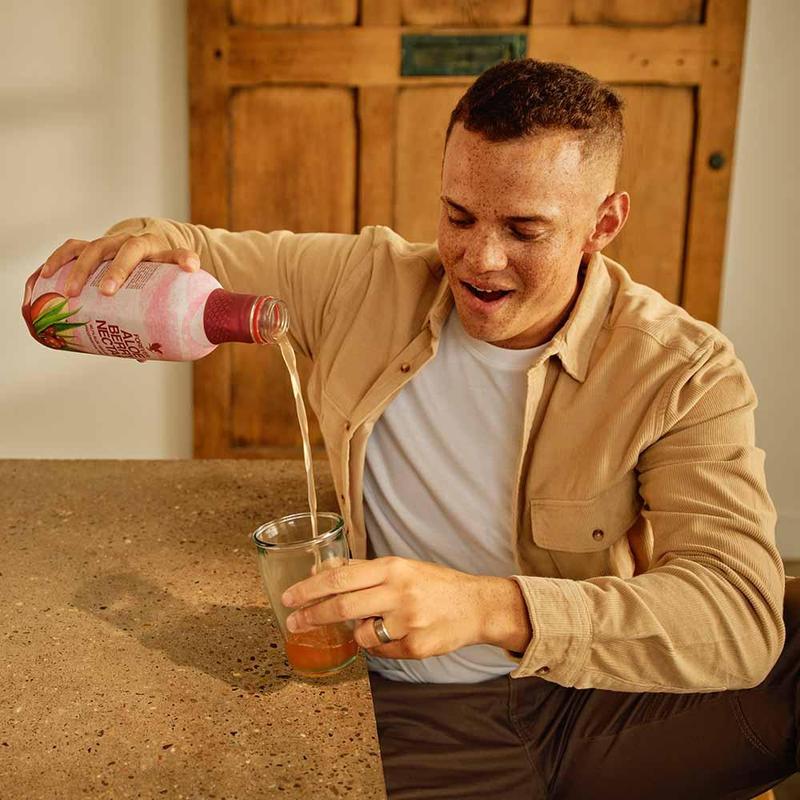 Forever Aloe Berry Nectar - 90.7% Pure Aloe Vera Gel with Cranberry & Apple Juice - Eco-Friendly, No Preservatives, 100% Recyclable PET Bottle - 16.9 Fl Oz