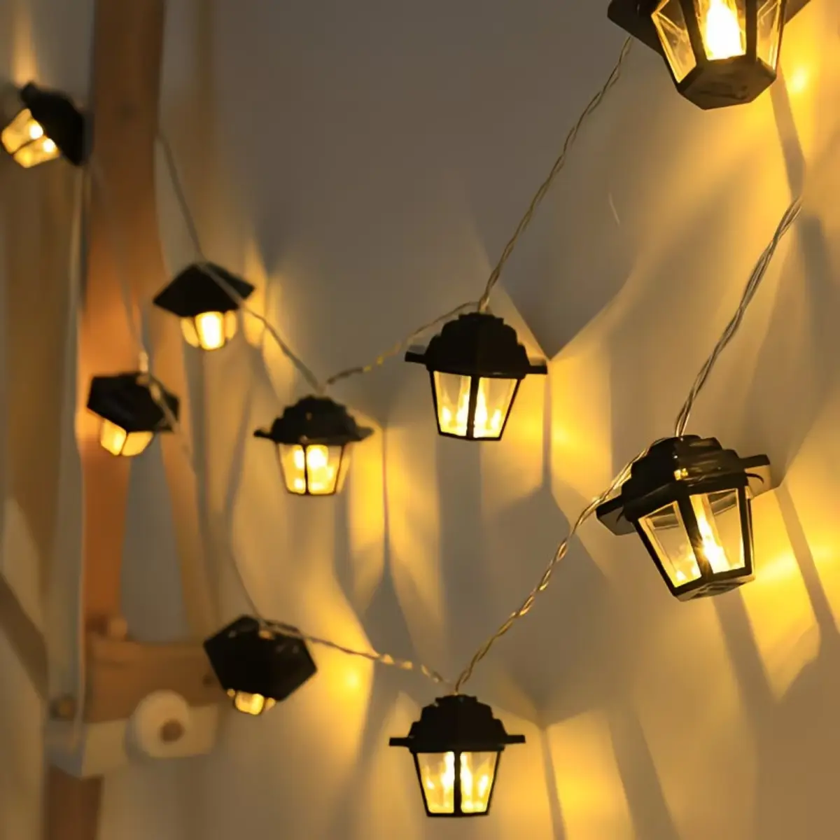 Vintage Palace Cordless String Lights - Battery Box Powered, Batteries Not Included, Mood Lighting for Living Rooms, Bedrooms, Holiday Decorations