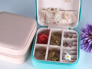 Travel Mini Jewelry Case Leather Two-Layer Jewelry Ring Organizer Case Portable Ring Earrings Necklace Box Jewelry Gift Box