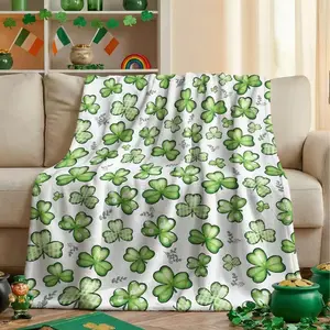St. Patrick's Day Fuzzy Blanket Watercolor Shamrock Throw Blanket Lucky Clover Irish Green Decorative Soft Cozy Flannel Blanket for Home Bed Sofa Couch Chair