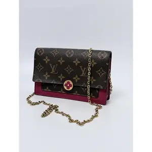 Pre-owned Louis Vuitton coated canvas Shoulder Bags Monogram Canvas Flore Chain Wallet JD024LV