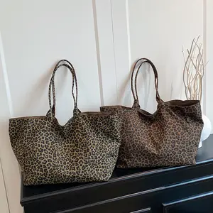 2026 Spacious Reversible Tote Bag, with Eye-Catching Leopard Print and Minimalist Solid Side, Perfect for Office, Errands, and Weekend Getaways