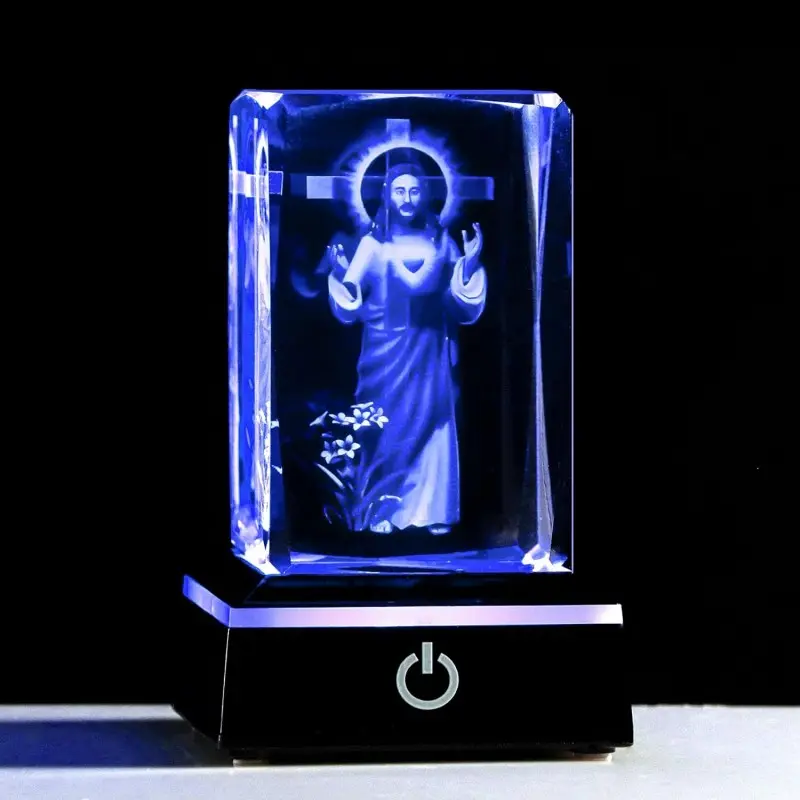 3D Stereoscopic Crystal Cross Jesus Missionary Figurine with Colorful LED Night Light Base, Religious Home Decor Ornament with Laser Engraving, Encouragement Church Gift for Christians’ Birthday