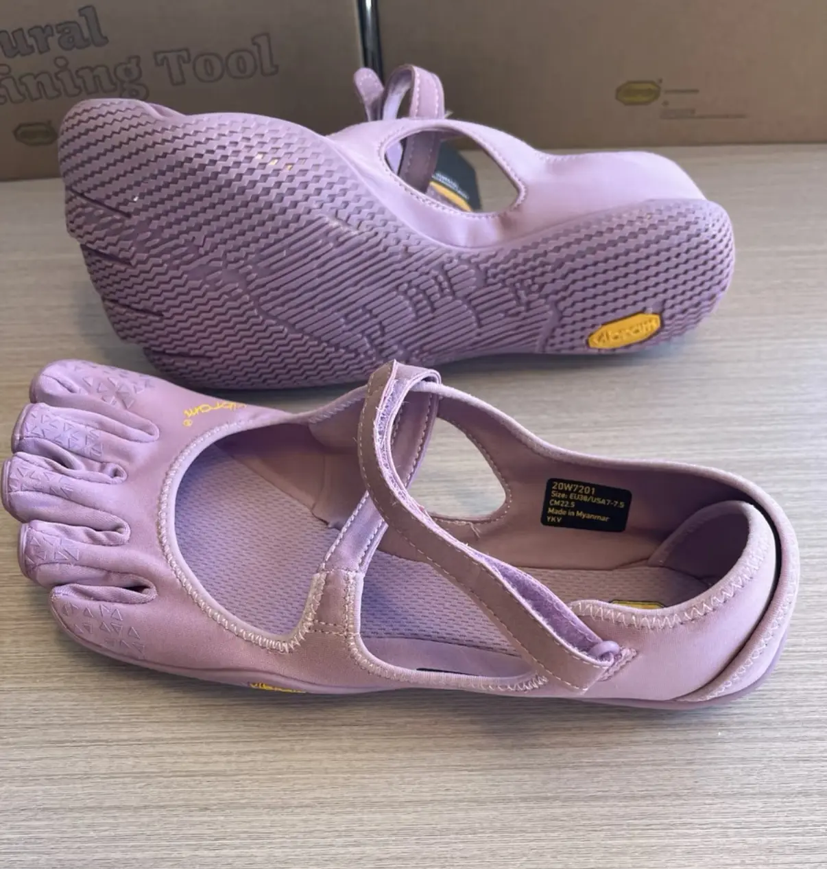 Vibram V-Soul 5 Finger Shoes for Women, Lightweight PU Workout