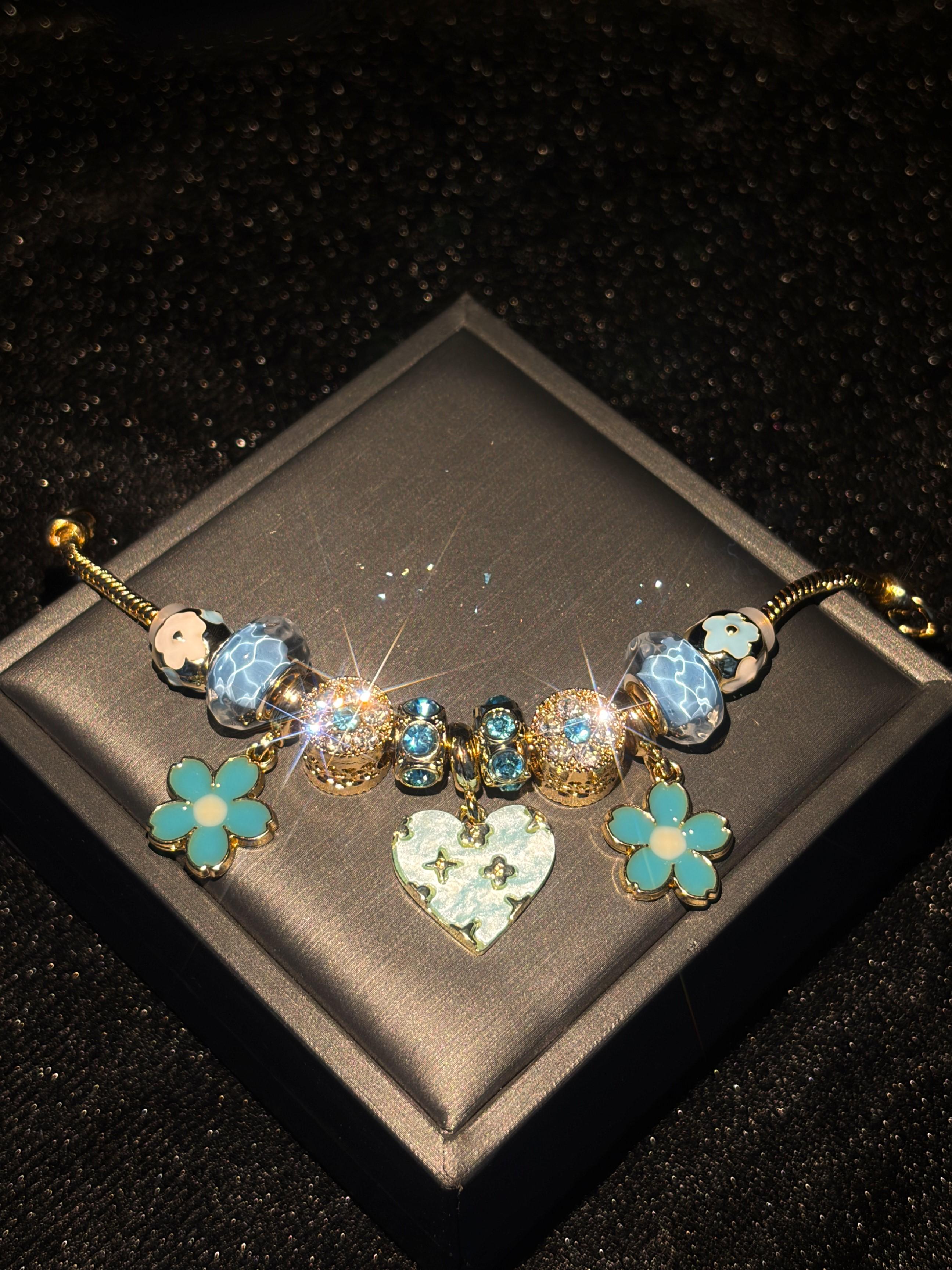 Womens Blue Heart Flower Charm Bracelet, Sparkling Rhinestone Beaded Snake Chain Bracelet, Elegant Dangle Charm Jewelry Gift for Women Teen Girls Womens Blue Heart Flower Charm Bracelet, Sparkling Rhinestone Beaded Snake Chain Bracelet, Elegant Dangle Charm Jewelry Gift for Women Teen Girls