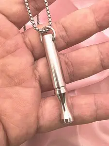 An anti anxiety and stress relieving meditation breathing necklace with five colors suitable for daily wear, vacation dates, and other occasions. It is also a surprising and exquisite small gift.