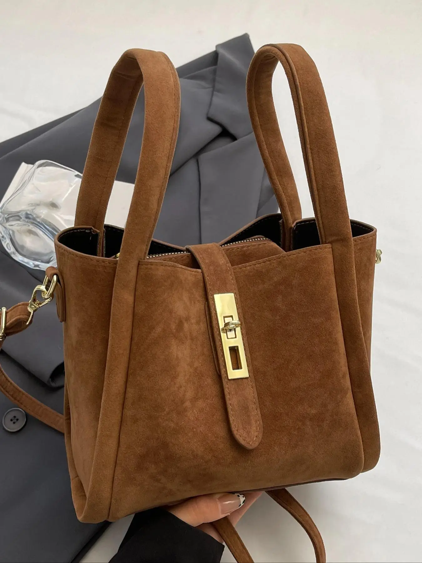 Women's Elegant Solid Color Handbag, Fashionable Buckle Decorated Crossbody Bag for Daily Used, Casual Trendy Versatile High-quality Daily Commuting B