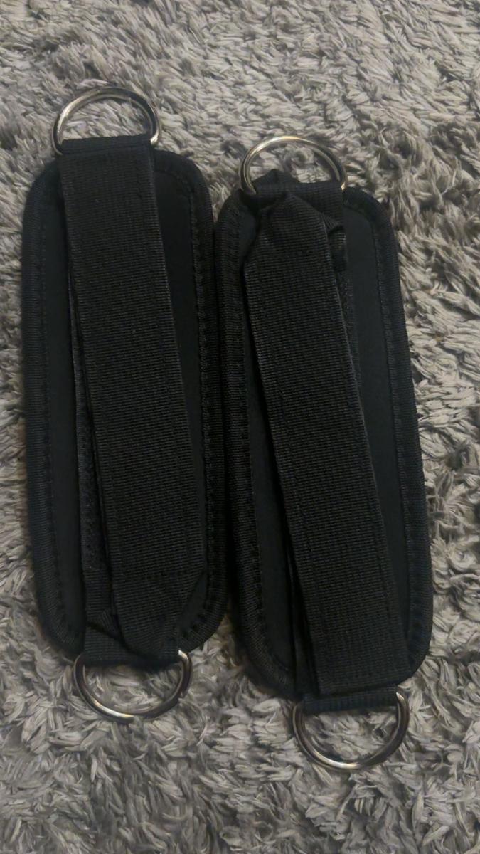 Item: Black, 2 Counts