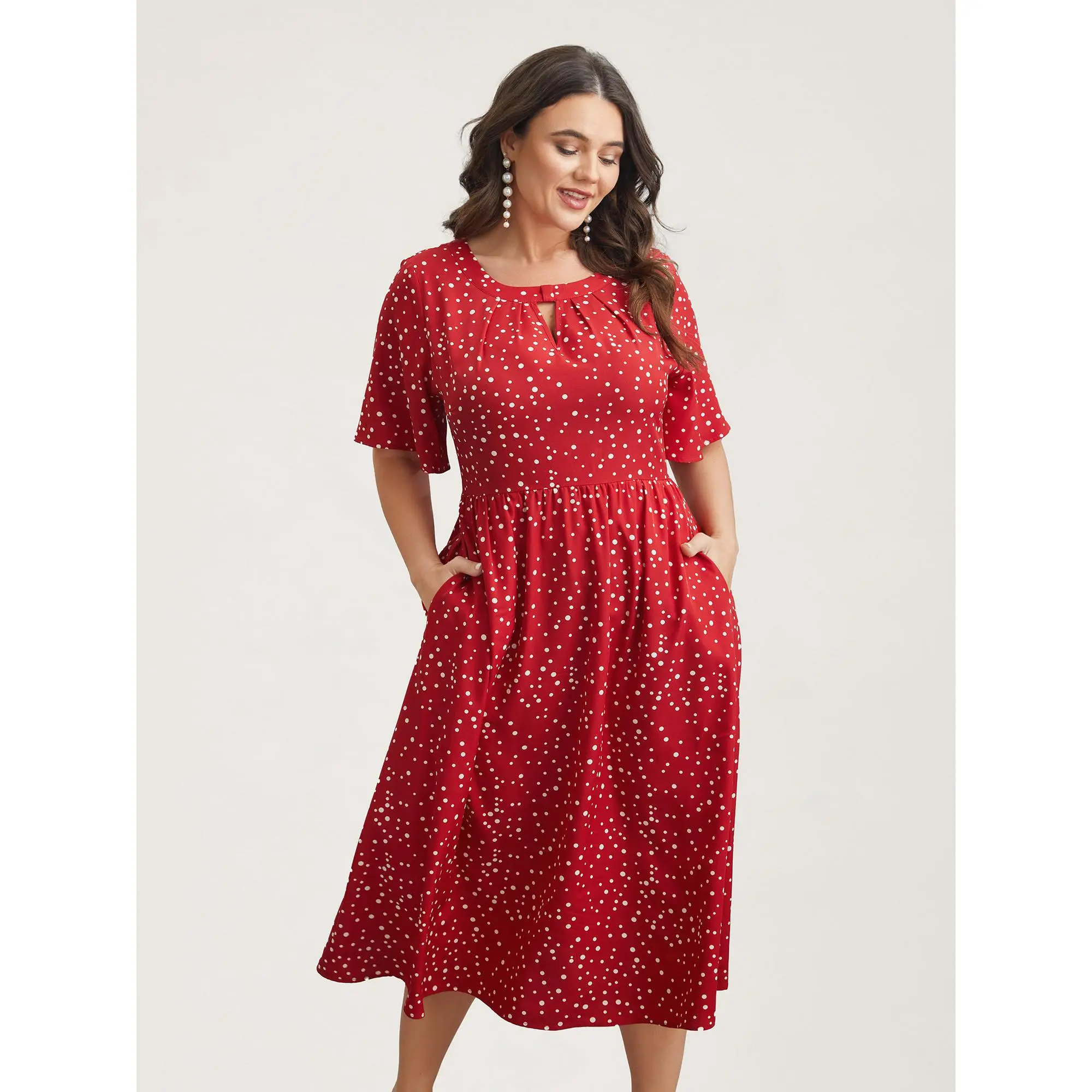 BloomChic Women's Plus Size Polka Dot Midi Dress [M-6X] Ruched Flutter Sleeve Round Neck Flowy Dress With Pockets Flattering Casual Vacation Date Night Dress For Curvy Women