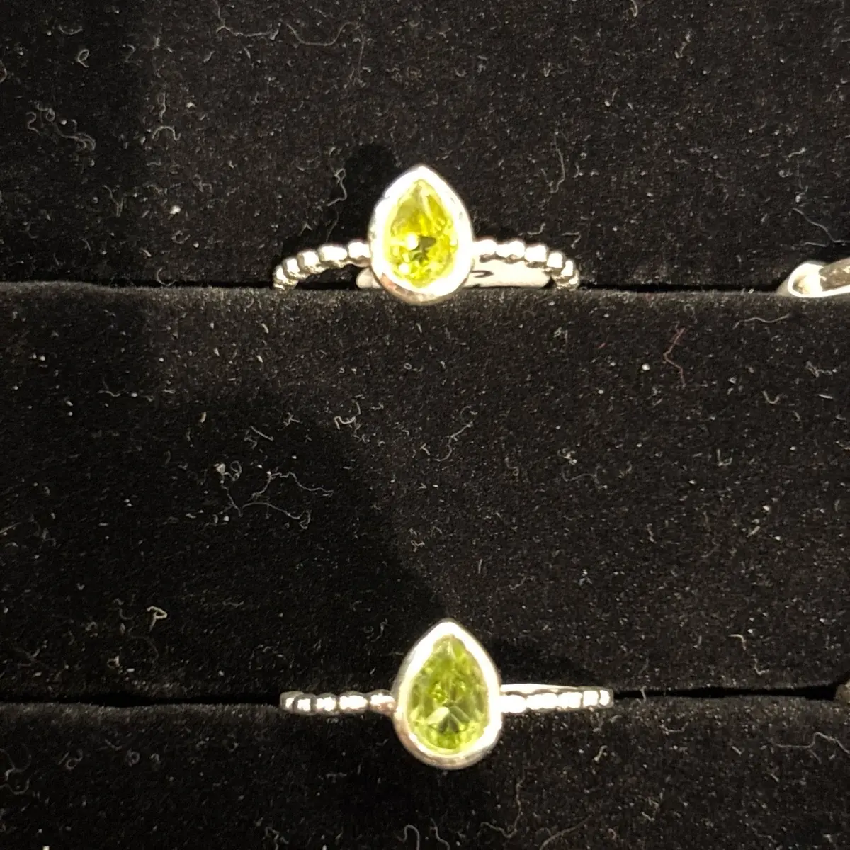Peridot Pear Size 9