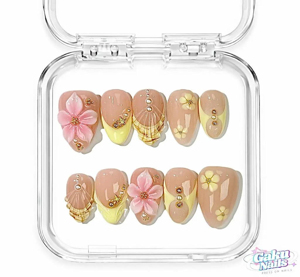 GakuNails DAISY KISS 10 PCS Short Almond Handmade Press On 3D Yellow Flower Builder Gel Gold Reusable Quality False Nails with Nail Glue & Debonder, Nail Inspo, Casual