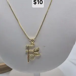 pendant with chain laminated gold