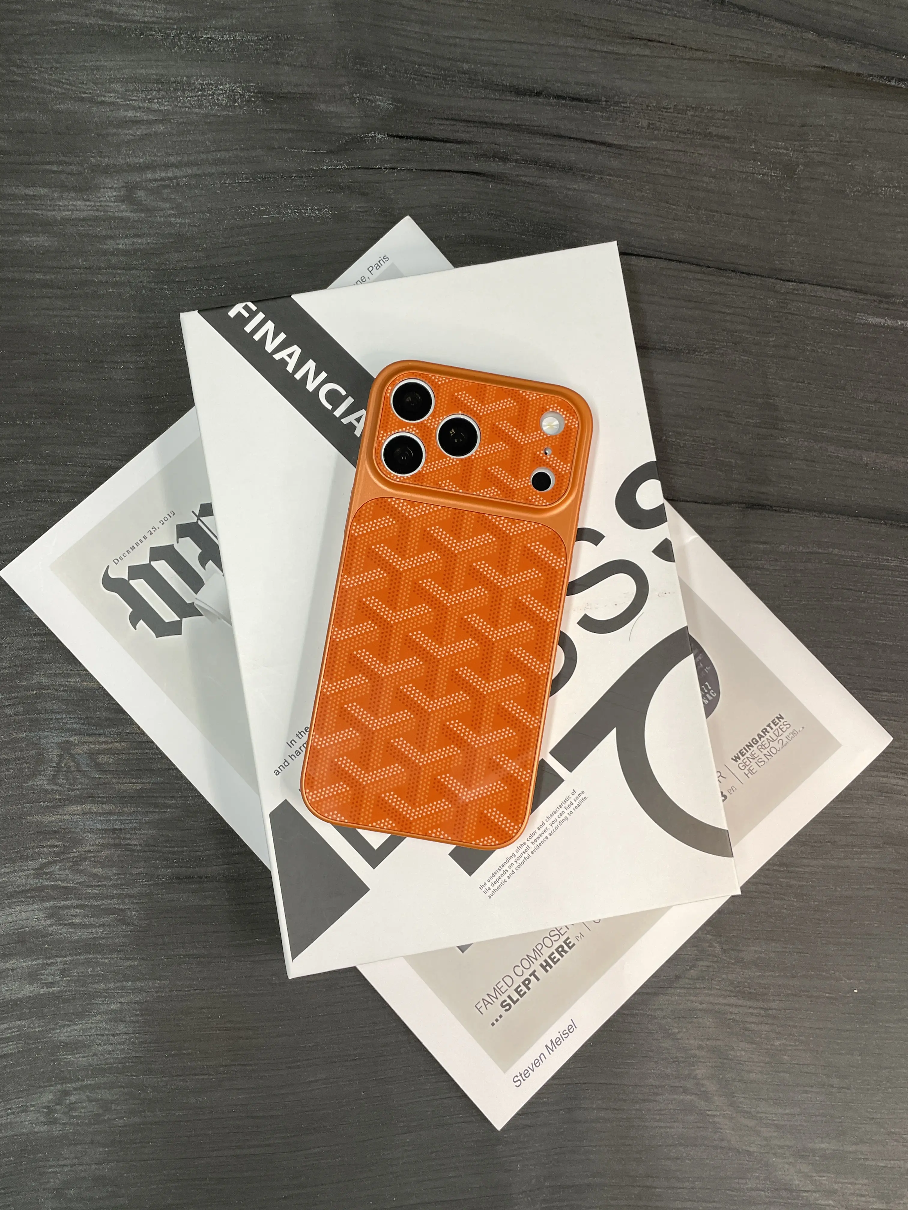Luxury Parisian Dogtooth Print Shockproof Phone Case - TPU Silicone Polycarbonate Shell, Customized Durable Cover & Casing, Protective Mobile Accessory for iPhone 15-17 Pro Max