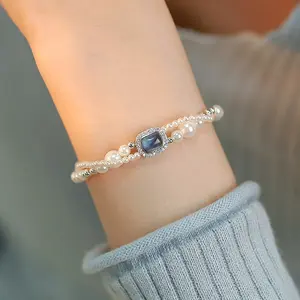 Denise's double-layered pearl bracelet for women, niche style, light luxury, exquisite geometric square beaded hand accessory, elegant